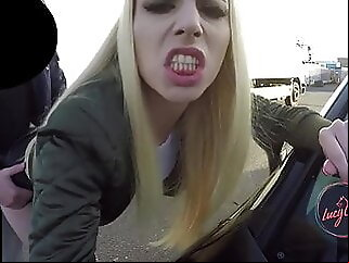 Public Sex mit Strassenflittchen! blonde amateur